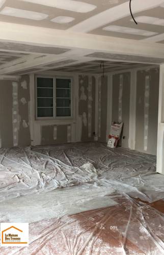 Chantier ouverture d'un mur porteur à Jarnac (16200) habillage murs et plafond en placo