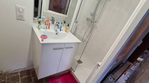 Salle d'eau rénovée
