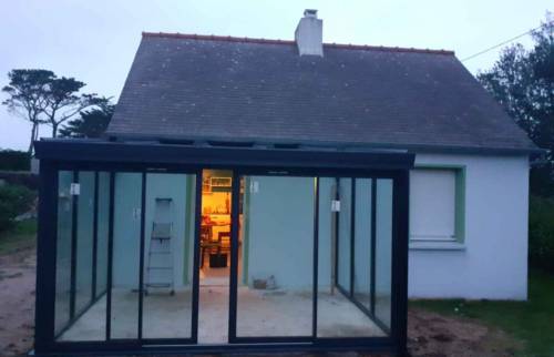 Véranda accolée à la maison