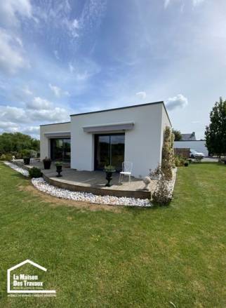 Création d'un jardin autour d'une extension dans le Morbihan