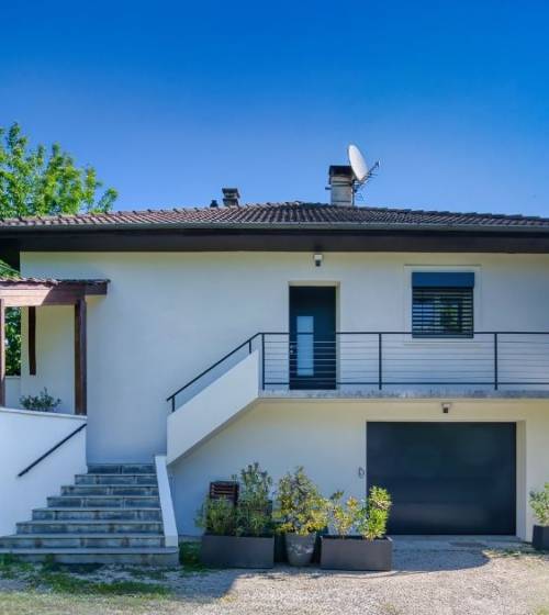 vue d'ensemble de la maison après travaux