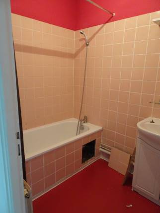 Salle de bains avant rénovation