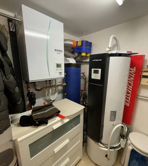 Unité intérieure de pompe à chaleur air-eau posée en rénovation énergétique - Saint-Marcel-lès-Valence 26320