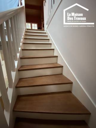 Escalier ancien rénové Vannes