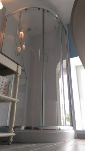 Douche d'angle quart de rond