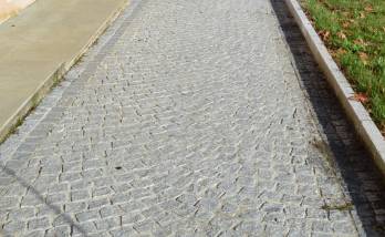 Réalisation d'une allée en pavés 
