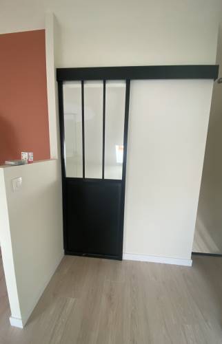 Mise en place de porte coulissante 