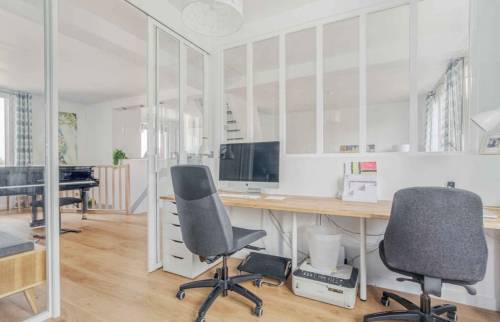 Un bureau fermé pour le télétravail