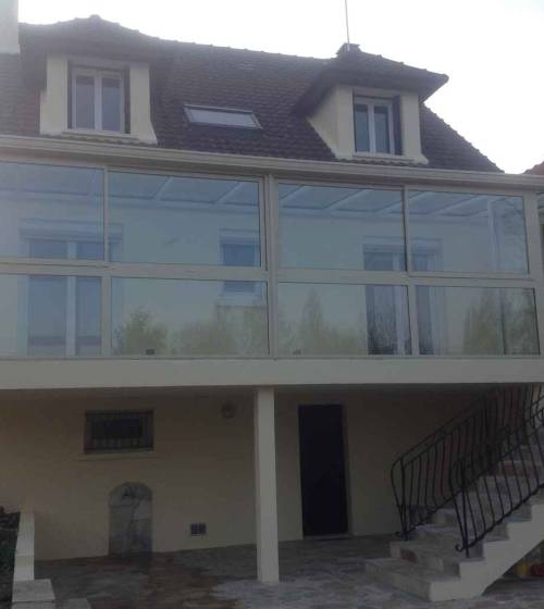 Création d’une véranda sur pilotis à Viry 