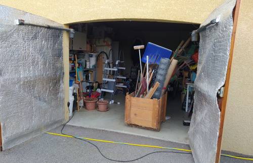 Ancien garage avant les travaux de construction