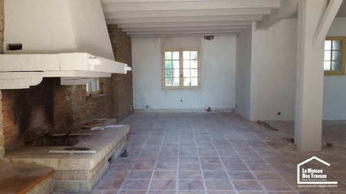 Cheminée ancienne à rénover à Pénestin