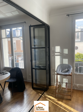 Pose d'une verrière accordéon à Levallois