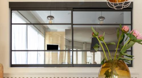 Création d'une verrière intérieure coulissante, appartement Ecully