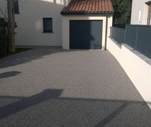 Séparation + allée finit à Aubière