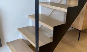 Rénovation d'un escalier en bois /métal dans le Golfe du Morbihan