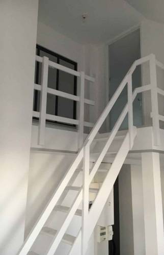 Escalier -  Reno Appart Rouen Location - La Maison des Travaux Rouen.JPG Escalier - Reno Appart Rouen Location - La Maison des Travaux Rouen