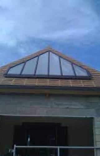 Fenêtre de toit triangulaire coté SUD 