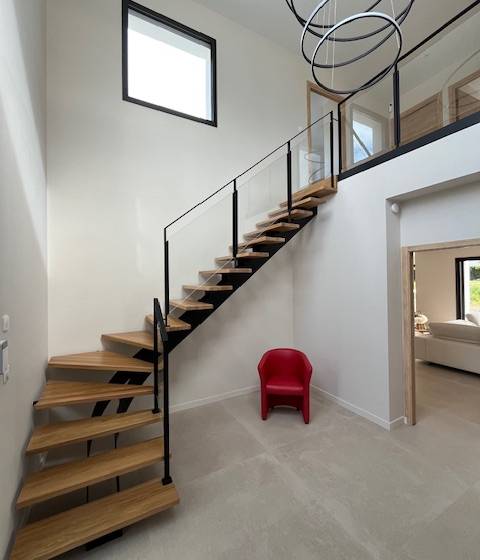 Création d'un escalier intérieur sur mesure - Nantes 44000