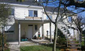 Création d'un balcon avec escalier extérieur