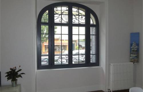 Pose menuiserie sur mesure cintrée en aluminium en remplacement châssis bois sur mesures - Arcangues - 64200 -