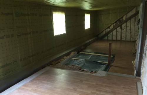 Intérieur en cours de réhausse en ossature bois