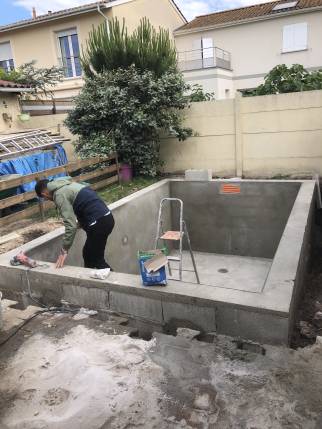piscine en construction