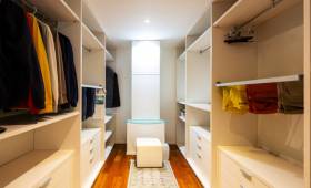 Création de placards sur mesure dans une chambre à Gif-sur-Yvette (91)