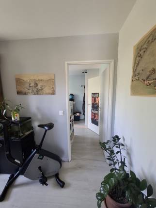 Couloir avant réagencement intérieur - Certines 01240