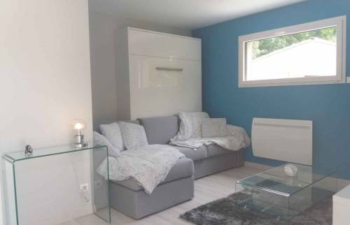 Pièce de repos - Extension d'une maison de 20,7 m² en bardage fibrociment, à Brains 44