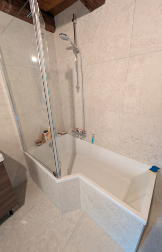 Baignoire asymétrique