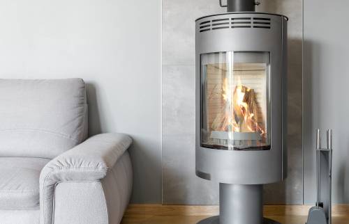 Installer un poêle à bûche 
