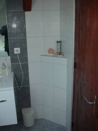 Aménagement d'une salle de bain dans les combles