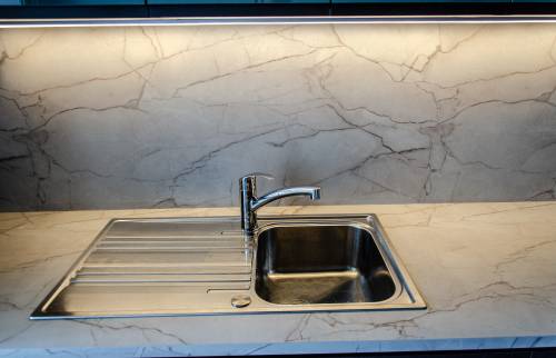 Evier, crédence et plan de travail 