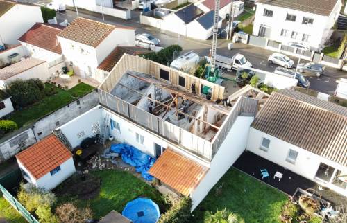 Création d'une surélévation de 70 m² et rénovation intérieure à Saint-Sébastien-sur-Loire