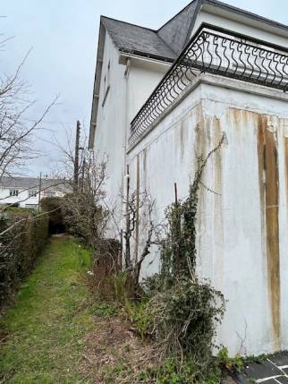 Façade de maison avant travaux de rénovation - Nantes 44
