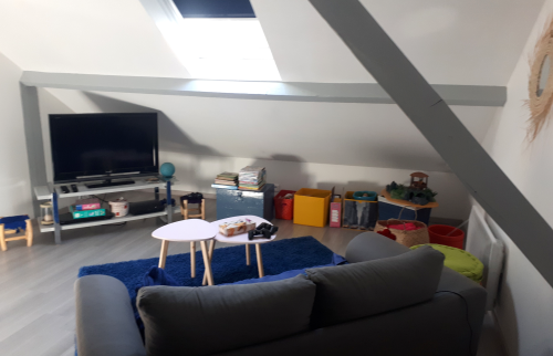 Salon télé / salle de jeu