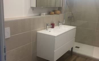 le caisson bas sur toute la longueur