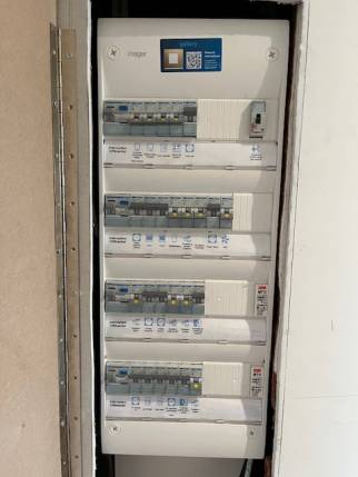 Tableau électrique mis aux normes dans un appartement rénové - Nantes 44