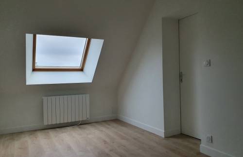 Aménagement terminé dans les combles d’une maison bretonne à Piré-Chancé