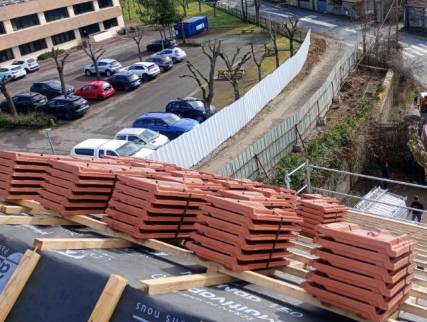 Rénovation complète d'une toiture, maison ancienne située dans Lyon Ouest (Ecully 69130)