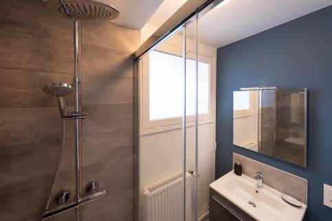 Rénovation d'appartement - salle de bain rénovée - Cholet 49