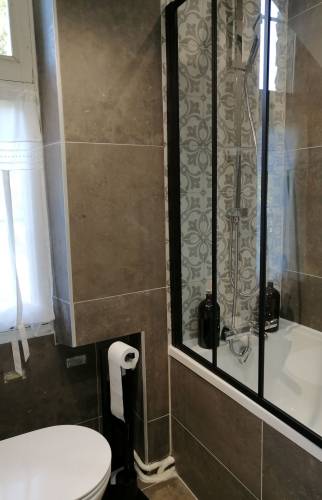 Verrière pare baignoire