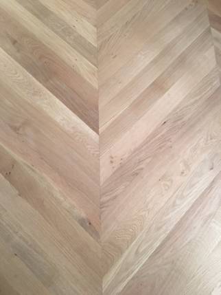 Parquet en chêne collé au point de Hongrie - Nantes 44