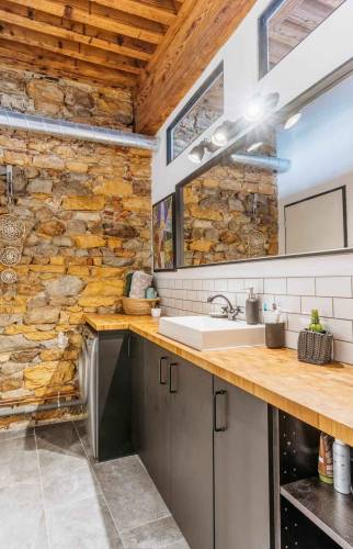 Rénovation complète d'un appartement en style industriel , quartier Vieux Lyon