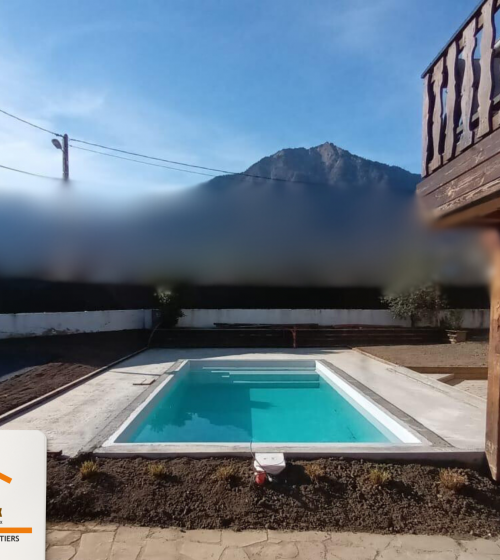 Piscine creusée Albertville, Construction piscine Savoie, Entreprise piscine Albertville, Installation piscine Savoie, Conseils piscine creusée, Coût construction piscine Albertville, Entretien piscine Savoie