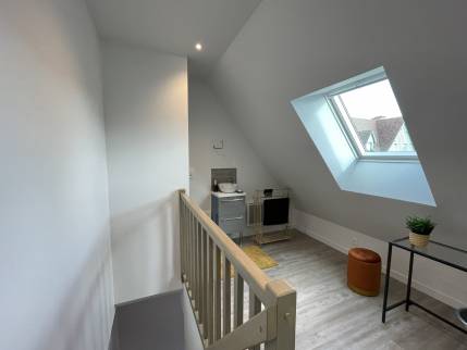 Chambre et coin lavabo (Cabourg 14390)