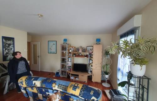 Pièce de vie avant prise 2