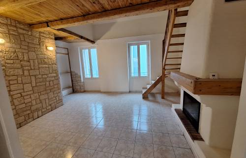 Salle de séjour rénové La Maison Des Travaux Ales