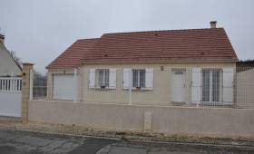  Nouveau garage attenant à la maison - Combs-la-Ville 77380