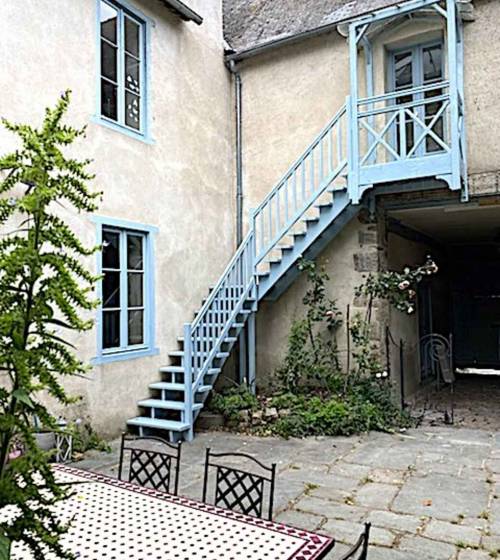 Remplacement d'un escalier extérieur ancien à Saint-Malo